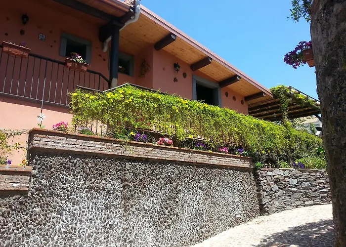 埃特玛酒店 3* SantʼAlfio